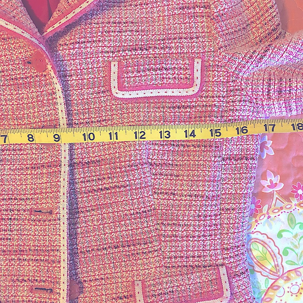 Tahari Cropped Tweed Blazer - Picture 5 of 8